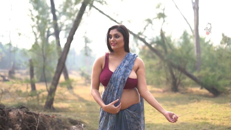 Megha Blaze Top Naari Magazine 2021 Big Hot Boobs Photoshoot